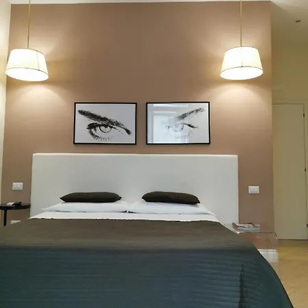 Bed & Breakfast Dependance22 Chiaia 3*