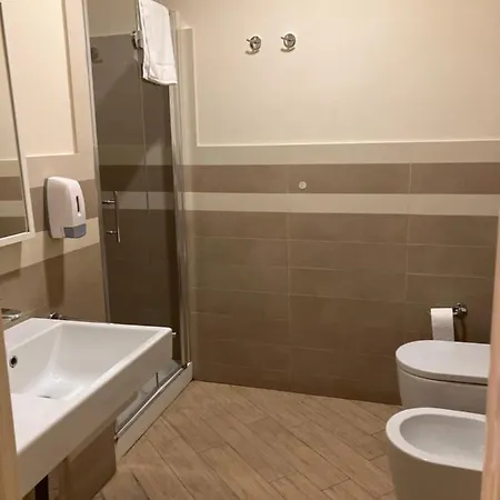 Dependance22 Chiaia 3*